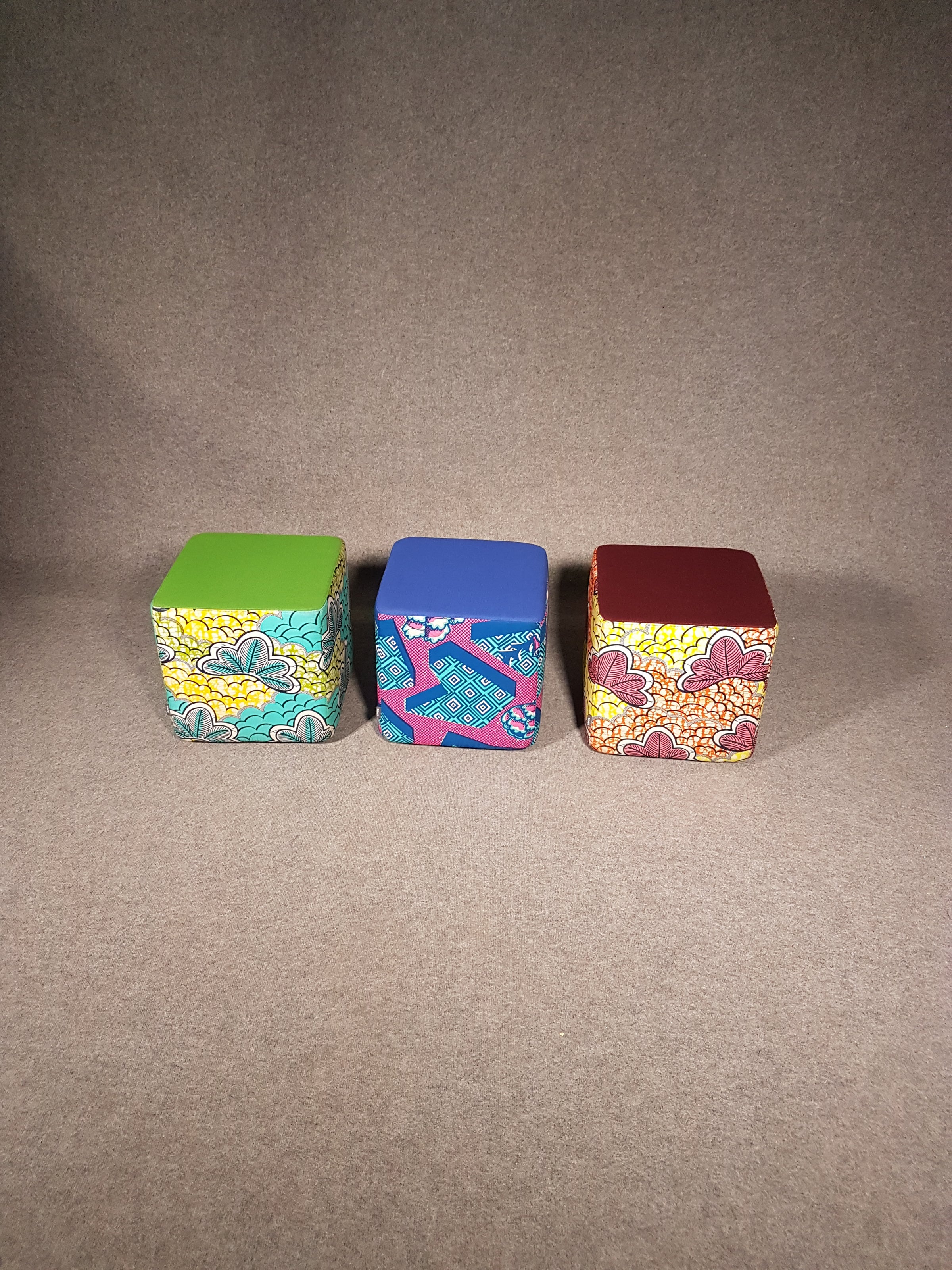3 x Dot Point pouf Michiel van der Kley by Lande