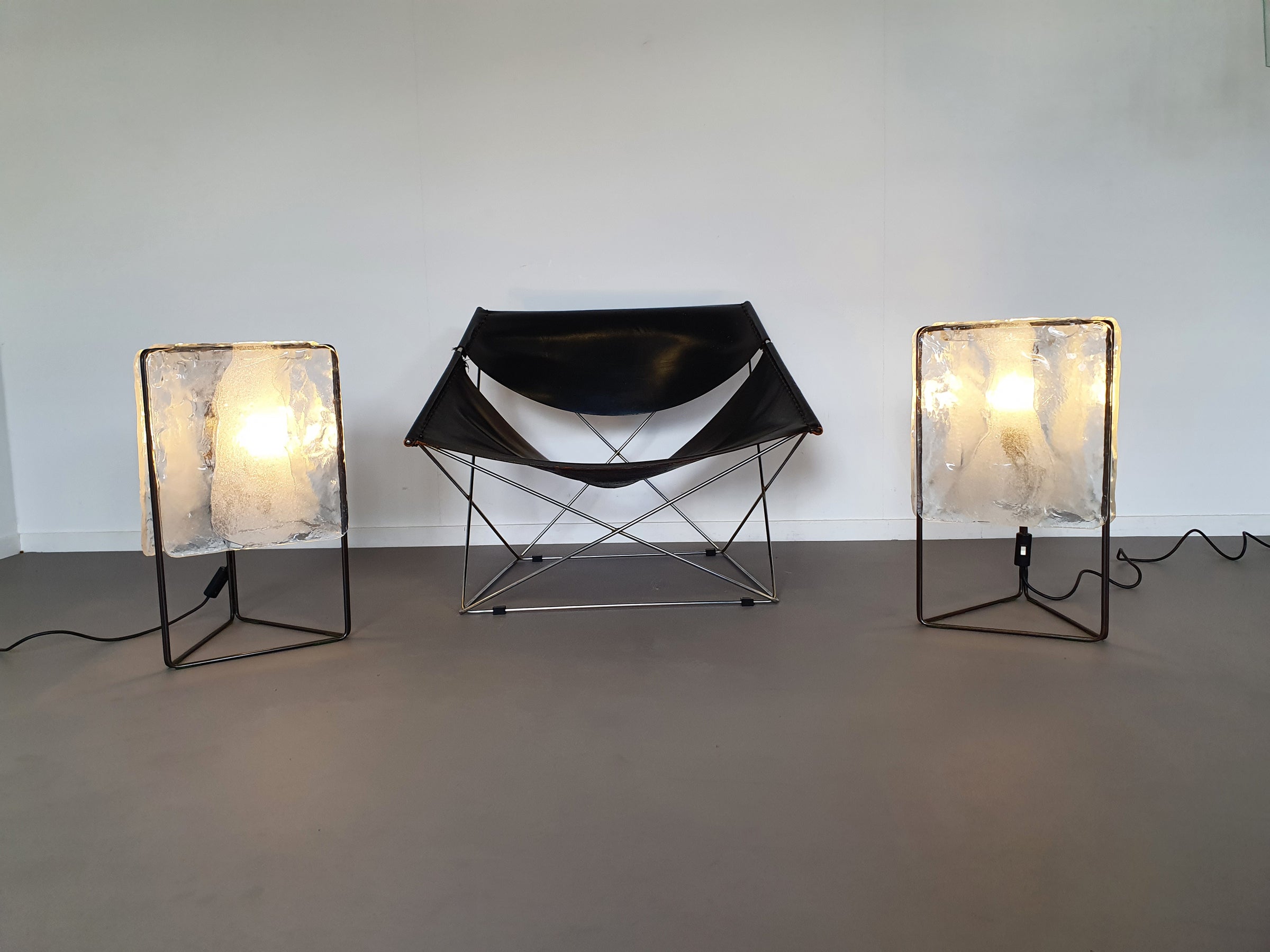 Waarschijnlijk een zeer zeldzame opaalachtige bevroren ijslamp van Carlo Nason voor Mazzega 1970