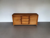 Gespleten rieten rotan vivai del sud Italiaans dressoir met golfmotief in de stijl van Cresp