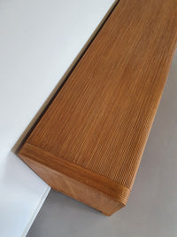 Gespleten rieten rotan vivai del sud Italiaans dressoir met golfmotief in de stijl van Cresp
