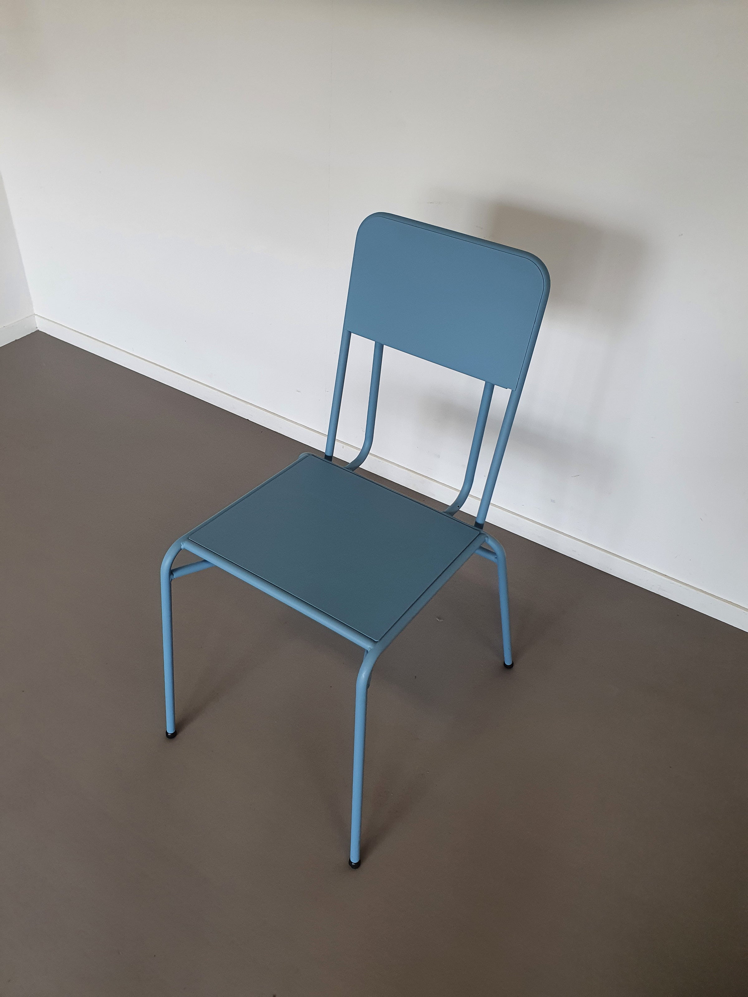 Prachtige Nieuwe Duivendrecht stoelen 2016 in gelimiteerde oplage, geproduceerd in nieuwstaat 24 op voorraad