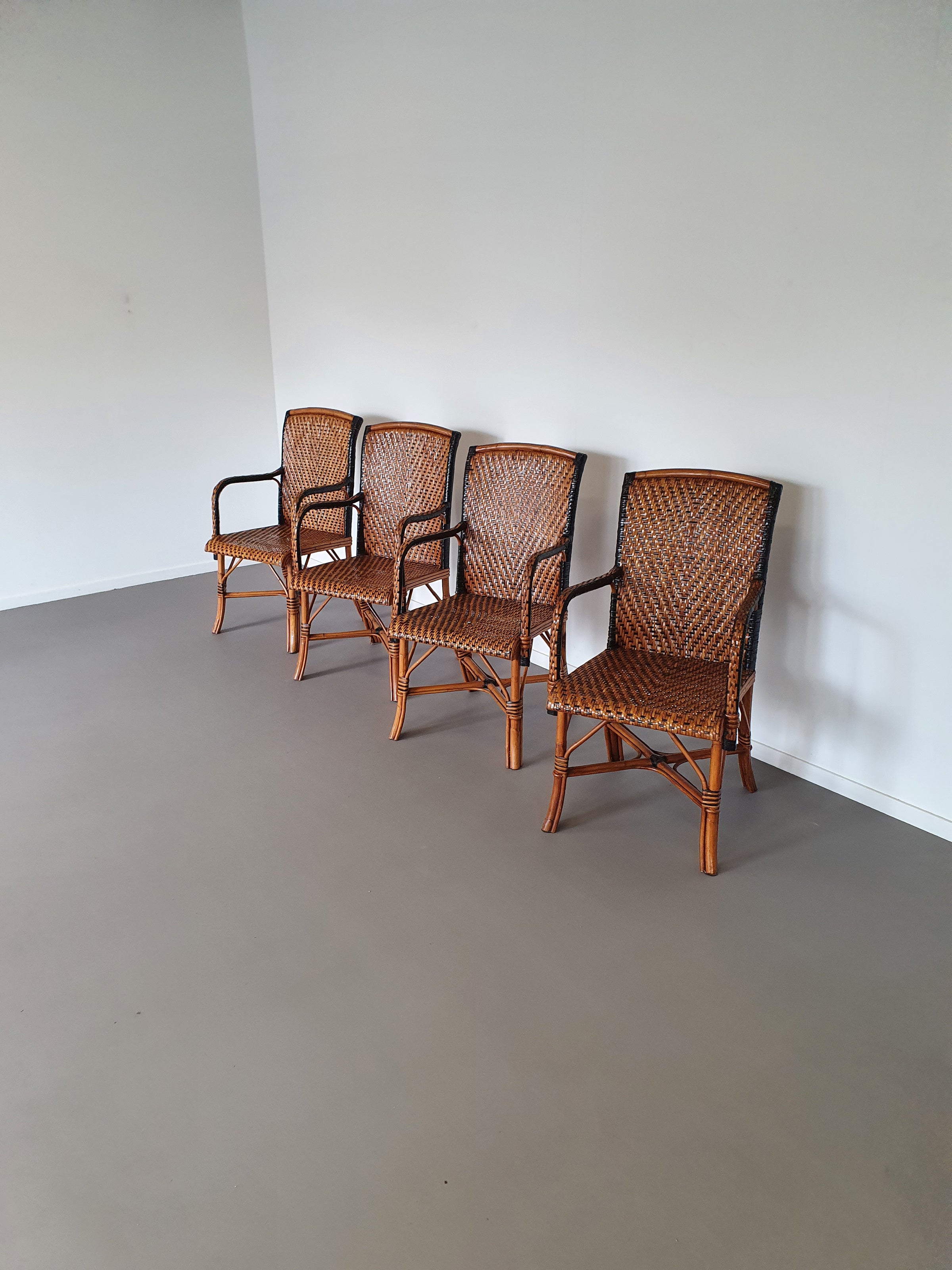4 x rotan bamboe eetkamerstoelen