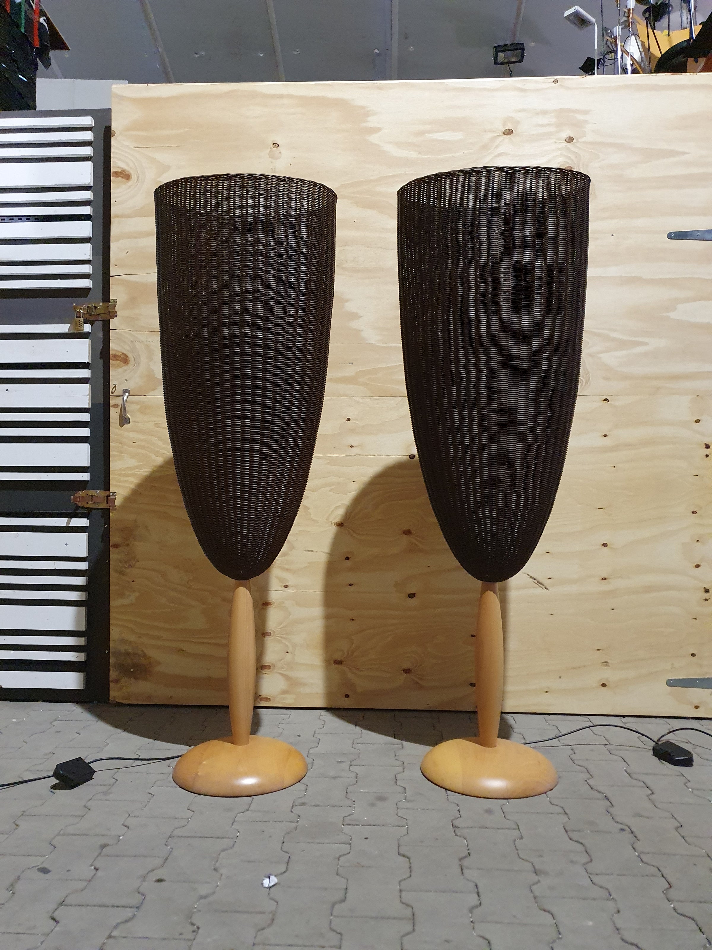 Marco Agnoli voor Pierantonio Bonacina / Flûte / 2 x / XL 180 cm rieten vloerlampen uit 1991