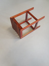 3 x stool meranti 70s. Height 71 cm /
Wide 42 cm / Depth 40 cm
