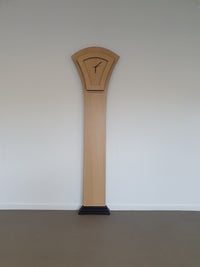 Standing clock