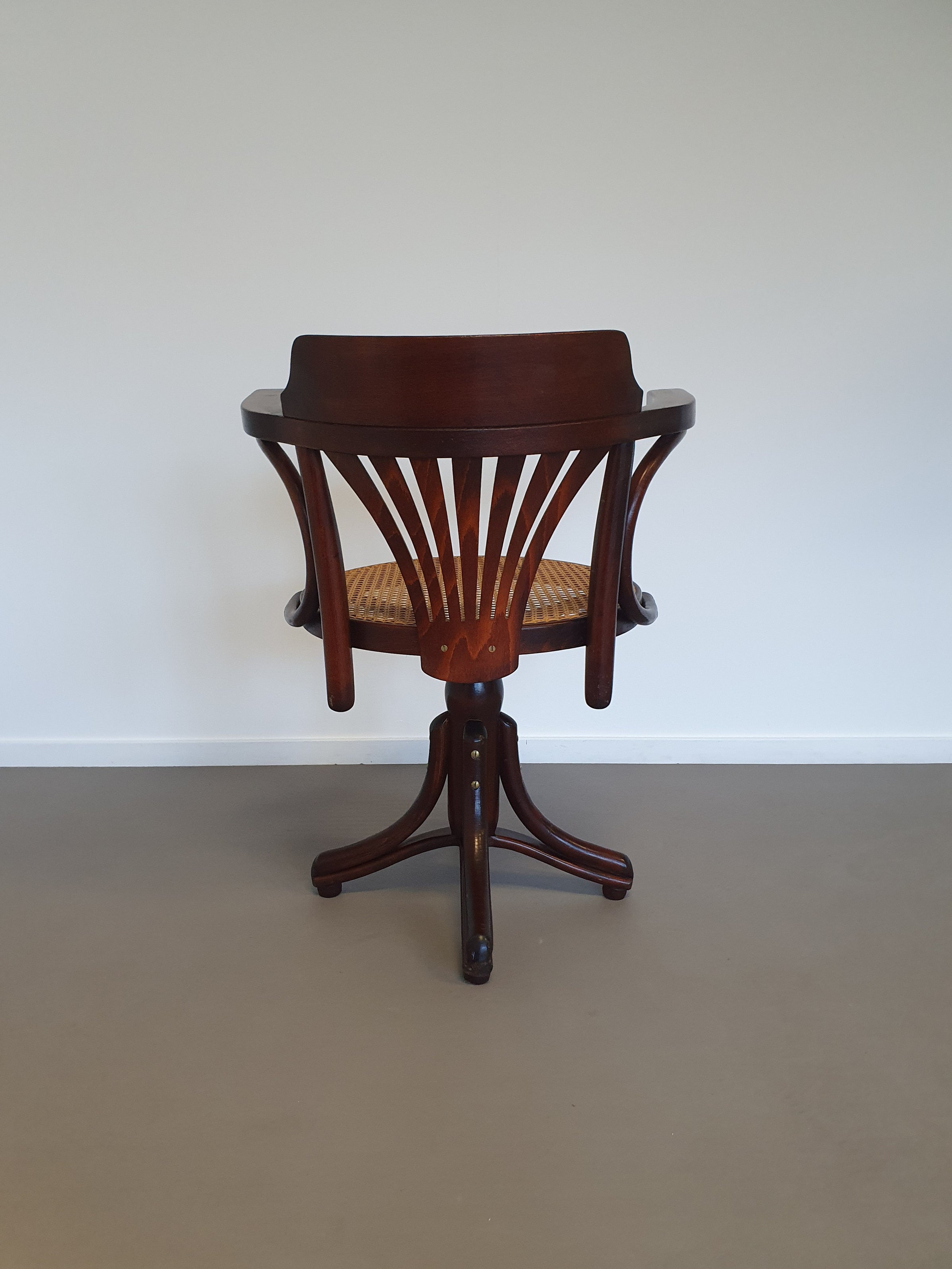 BENTWOOD,  ADJUSTABLE, ROTATABLE OFFICE / DESK CHAIR BY MICHAEL THONET FOR DREVOUNIA, 1950S