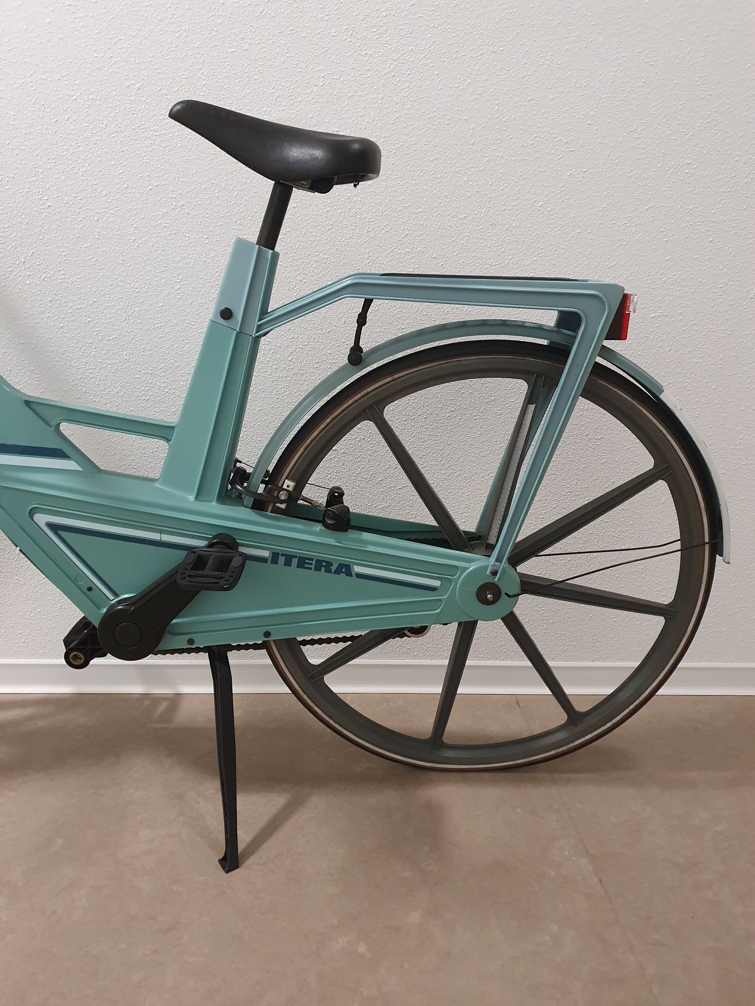 Vintage blauwe plastic fiets Itera van Volvo Zweden, jaren 80