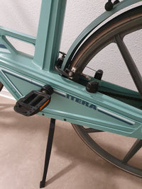 Vintage blauwe plastic fiets Itera van Volvo Zweden, jaren 80