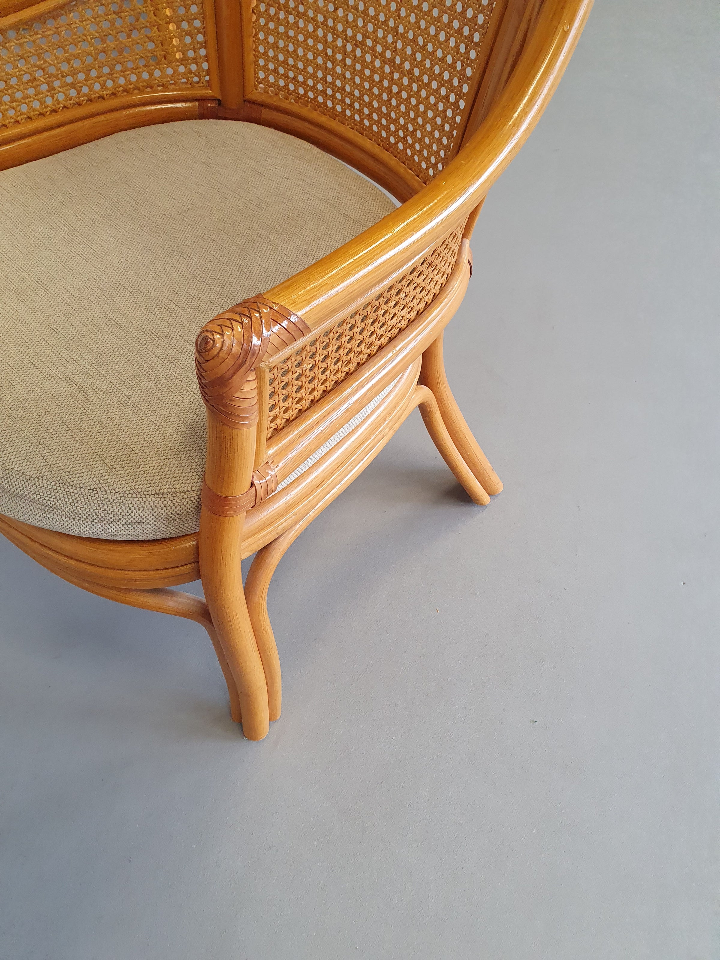 4 x Rotan / Webbing eetkamerstoelen jaren 80 in prachtige staat