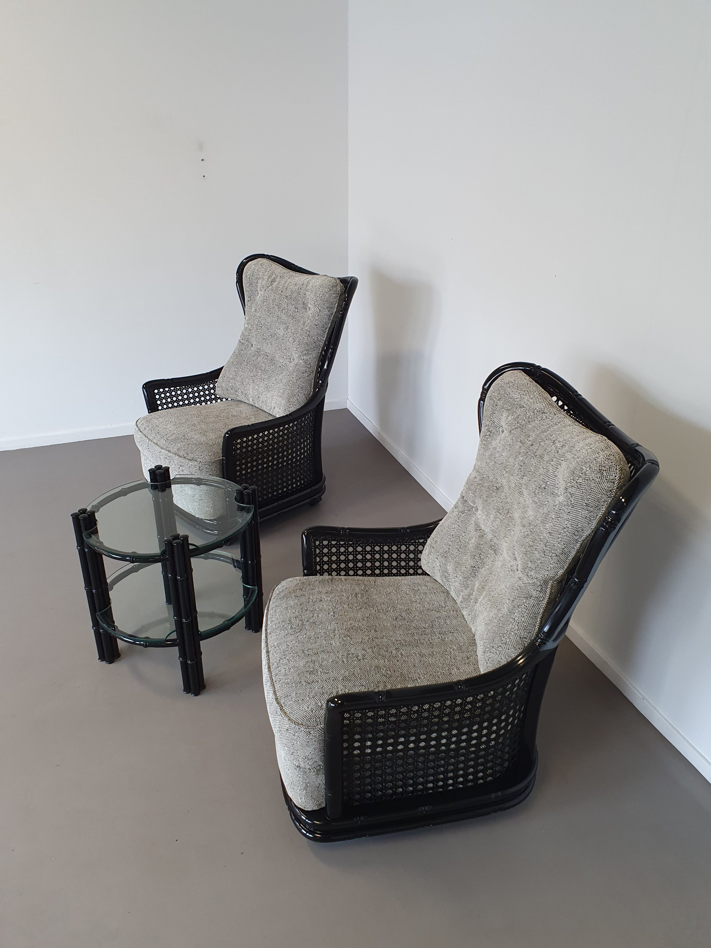 Prachtige Giorgetti wingback loungeset van imitatiebamboe wicker uit de jaren 70.