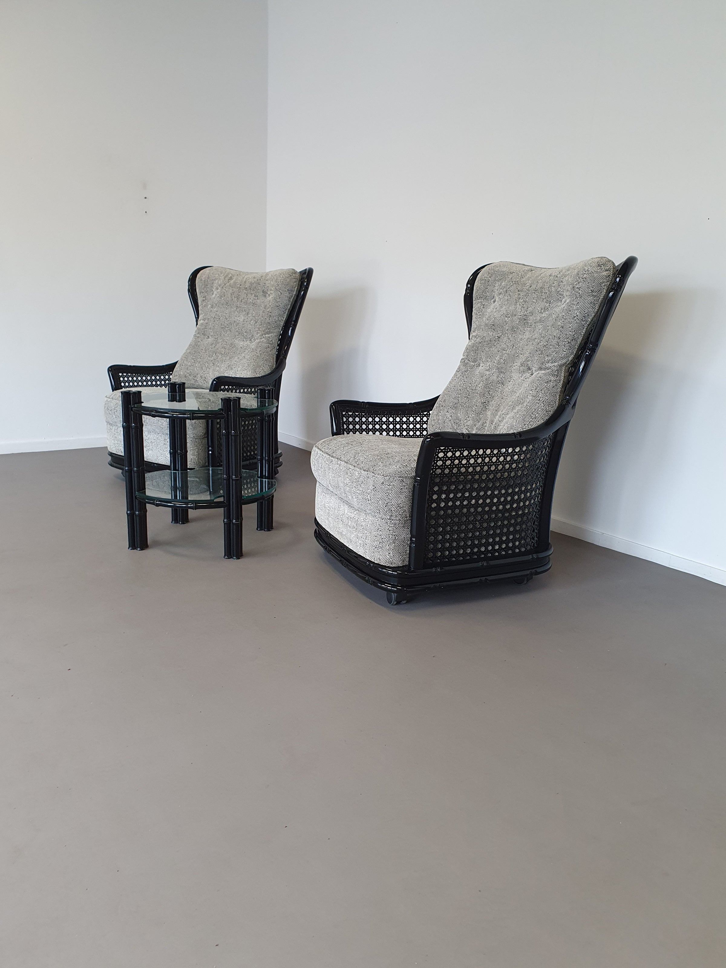 Prachtige Giorgetti wingback loungeset van imitatiebamboe wicker uit de jaren 70.