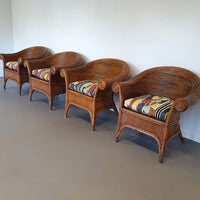 Zeldzame splitriet rotan stoelen 4 x Stoel splitriet 80 x 80 x diep 70. Zitdiepte 50 Zithoogte met kussen 47
